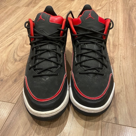 Air Jordan Courtside 23 Basketball Gym Red Black White Size 8 - Picture 4 of 12